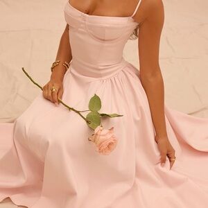 House of CB Samaria Dress XS Fuller Cup